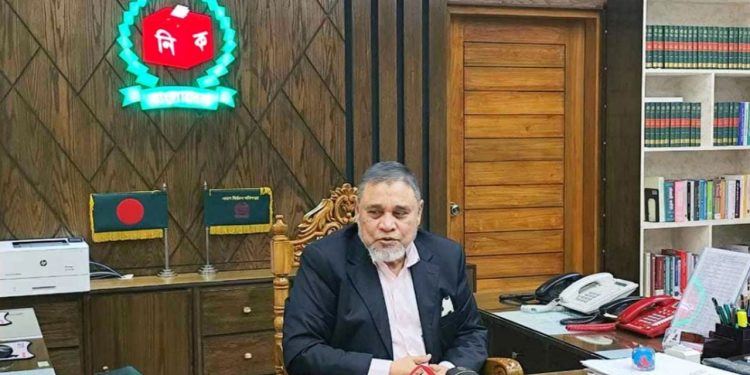 সিইসি প্রবাসীদের ভোট কার্যক্রম পর্যবেক্ষণে রাতে যাচ্ছেন কানাডা