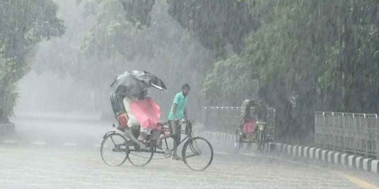 যেসব জায়গায় বজ্রসহ বৃষ্টির পূর্বাভাস