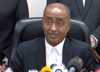 সরকার পাচারকৃত অর্থ উদ্ধারে পদক্ষেপ নিচ্ছে: অ্যাটর্নি জেনারেল