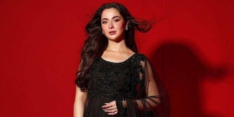 সানসিল্কের আয়োজনে বাংলাদেশে আসছেন খ্যাতিমান পাকিস্তানি অভিনেত্রী হানিয়া আমির