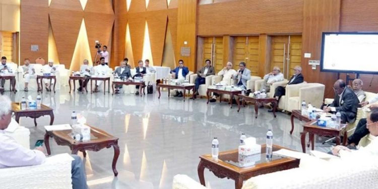 জুলাই সনদ বাস্তবায়নে সাংবিধানিক আদেশ দেওয়ার পরামর্শ বিশেষজ্ঞদের