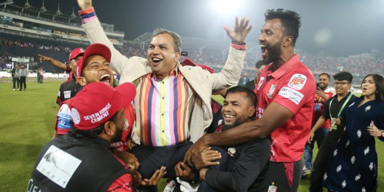 বিপিএলে খেলবে কি না, সেই বিষয়ে মত দিলেন ফরচুন বরিশালের মালিক