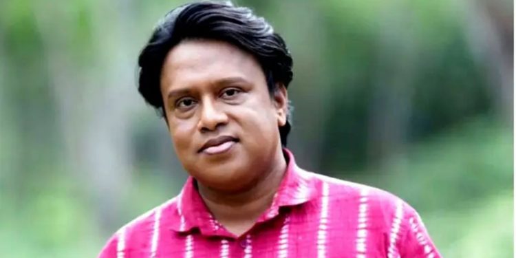 ‘ফেসবুক ও টিকটক থেকে আয় করা ভিক্ষার সমান’