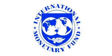 সরকারের বিপরীতে আইএমএফের কঠোর অবস্থান