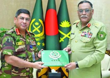 বাংলাদেশ সেনাপ্রধানের সঙ্গে সাক্ষাৎ পাকিস্তান যৌথবাহিনী চেয়ারম্যানের