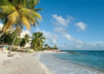 দীর্ঘ ৯ মাস পর আজ থেকে পর্যটকদের জন্য খুলে গেল সেন্ট মার্টিন দ্বীপ