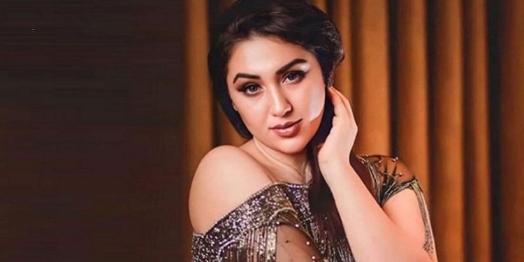 অপু বিশ্বাস জানালেন কেন গোপন রেখেছিলেন বিয়ের খবর