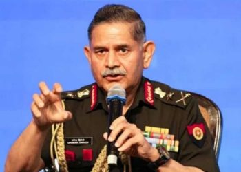 ভারতীয় সেনাপ্রধানের সতর্কবার্তা: যুদ্ধোপযোগী অবস্থানে সশস্ত্র বাহিনী