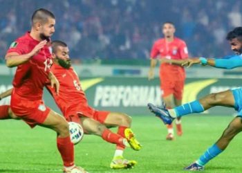 বাংলাদেশকে সামনে রেখে লড়াইয়ের প্রস্তুতি দেখাল ভারত