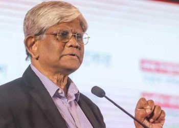 নির্বাচনের আগে ১৭ হাজার শটগান ক্রয়ের পরিকল্পনা: অর্থ উপদেষ্টা