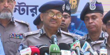 আমার কর্মকর্তাদের সঙ্গে অশোভন আচরণ করবেন না অনুরোধ করছি: ডিএমপি কমিশনার