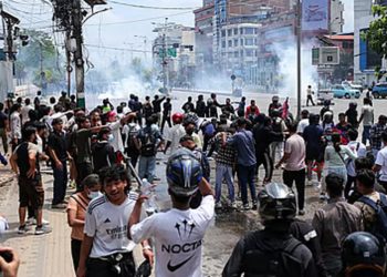 নেপালে আবার উত্তেজনা ছড়িয়ে পড়ল