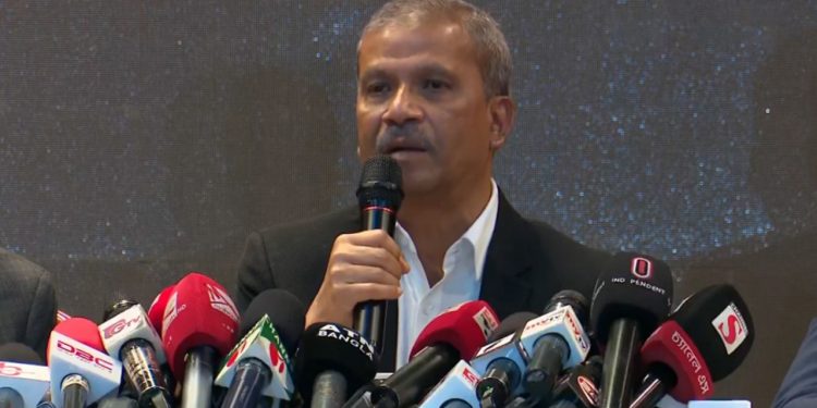 আজ কিংবা কালেই গণভোট অধ্যাদেশের গেজেট প্রকাশ হতে পারে: আইন উপদেষ্টা