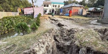 অবিরাম ভূমিকম্পে দেশ উদ্বেগে, ভূ-পৃষ্ঠের নিচে কী ঘটছে?