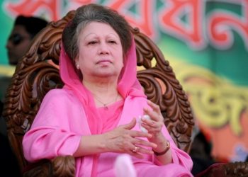 বেগম খালেদা জিয়া চিকিৎসা বোর্ডের পরামর্শ অনুযায়ী সেবা নিচ্ছেন: ডা. জাহিদ