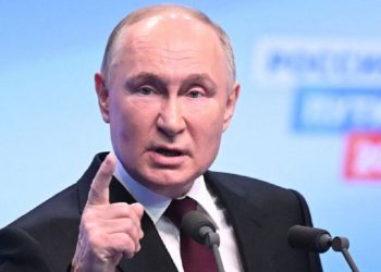 ঝুঁকিতে ভরা জীবন, তাই পুতিন ব্যবহার করেন না স্মার্টফোন