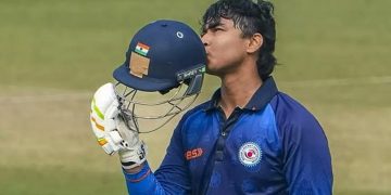 মাত্র ৩৬ বলে শতক হাঁকিয়ে নতুন ইতিহাস গড়লেন সূর্যবংশী