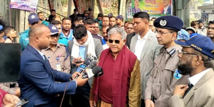 লঞ্চ দুর্ঘটনায় ক্ষতিগ্রস্ত পরিবারগুলোর পাশে দাঁড়ানোর ঘোষণা নৌ উপদেষ্টার