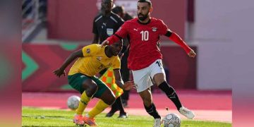 সালাহর জয়ে গ্রুপে প্রথম হয়ে শেষ ষোলো নিশ্চিত করল মিসর