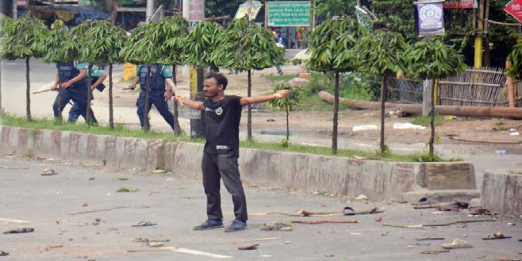 আজ শহীদ আবু সাঈদ হত্যা মামলায় তৃতীয় দিনের যুক্তিতর্ক
