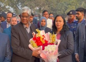 পে-স্কেল দ্রুত বাস্তবায়নের আভাস অর্থ উপদেষ্টা ড. সালেহউদ্দিন আহমেদের