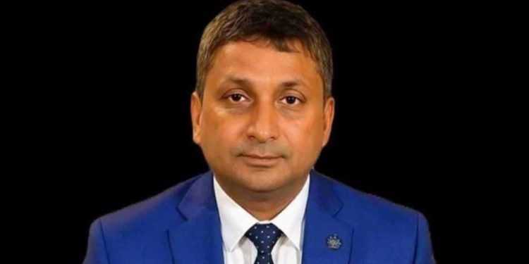 হাইকোর্টে প্রার্থিতা ফিরে পেলেন বিএনপি প্রার্থী সরোয়ার আলমগীর