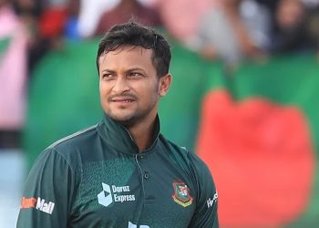 আসন্ন পাকিস্তান সিরিজে সাকিব আল হাসানকে দলে চায় বাংলাদেশ ক্রিকেট বোর্ড