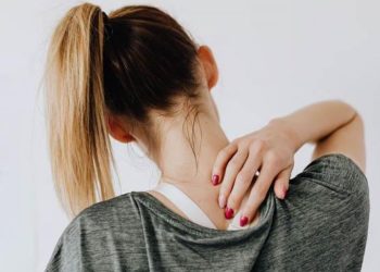 যেসব লক্ষণে বুঝবেন আপনার হাড়ে ক্যানসার বাসা বাঁধছে