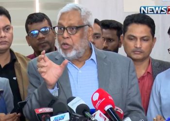 নির্বাচিত সরকার এসে পে-স্কেল ধাপে ধাপে বাস্তবায়ন করবে: ফাওজুল কবির