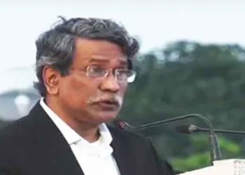 সংকট উত্তরণে গণভোটে ‘হ্যাঁ’ ভোটের বিকল্প নেই: আলী রীয়াজ