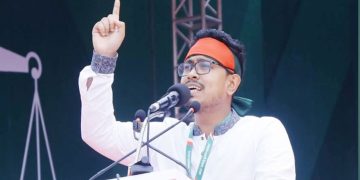 ক্ষমতাসীন রাজনৈতিক দল ও নির্বাচিত প্রতিনিধিদের কে স্পষ্ট বার্তা দিলেন সাদিক কায়েম