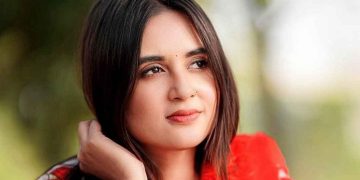 অস্ত্রোপচারের পর তানিয়া বৃষ্টিকে ২৪ ঘণ্টা অবজারভেশনে রাখা হয়েছে