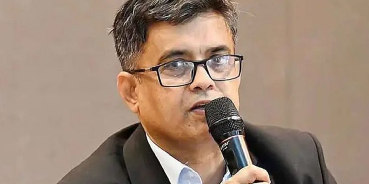 ১৭ ফেব্রুয়ারির মধ্যে সবার শপথ: শফিকুল আলম