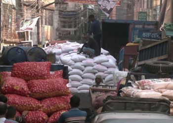 রোজায় বাজার নিয়ন্ত্রণই বড় পরীক্ষা