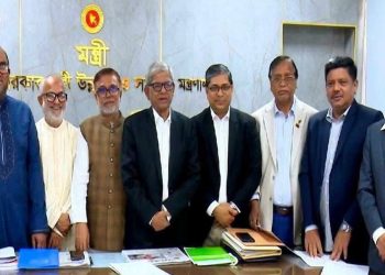 ৬ সিটি করপোরেশনের প্রশাসকেরা দায়িত্ব নিলেন