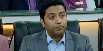 মামুনুল হকের বিরুদ্ধে মামলার ঘোষণা দিলেন ববি হাজ্জাজ