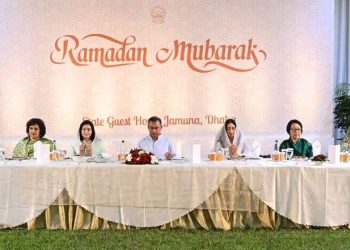 প্রধানমন্ত্রী বিভিন্ন দেশের কূটনীতিকদের সঙ্গে ইফতার করেছেন