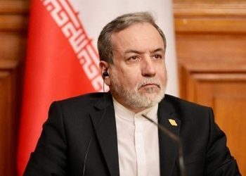 খোলা রয়েছে হরমুজ প্রণালী: ইরানের পররাষ্ট্রমন্ত্রী