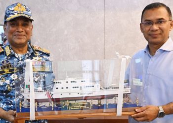 প্রধানমন্ত্রী তারেক রহমানের সঙ্গে কোস্টগার্ড মহাপরিচালকের সাক্ষাৎ