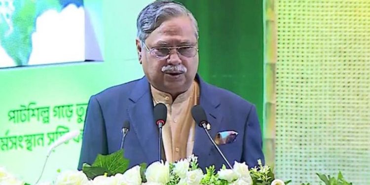 বাংলাদেশ হাজারো প্রাণের বিনিময়ে গণতন্ত্রের ধারায় ফিরেছে: রাষ্ট্রপতি