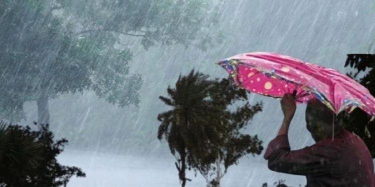 আগামী ৫ দিন ভারি বৃষ্টি বর্ষণের আভাস