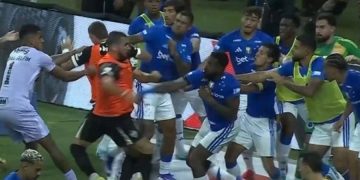 ব্রাজিলে ফাইনাল ম্যাচে ২৩ লাল কার্ড, মাঠে সংঘর্ষ