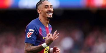 রাফিনিয়ার দুর্দান্ত হ্যাটট্রিকে, সেভিয়াকে উড়িয়ে দিলো বার্সেলোনা