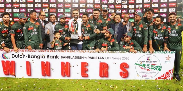 ঘরের মাঠে পাকিস্তানকে হারিয়ে বিরাট সুখবর পেলো বাংলাদেশ