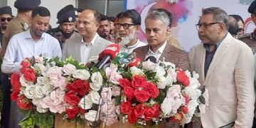 ঈদের আগে তেলের দাম বাড়ানো হবে না তাই গণপরিবহনের ভাড়া বাড়ারও কোনো আশঙ্কা নেই: শেখ রবিউল আলম