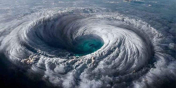 মৌসুমের প্রথম কালবৈশাখী ঝড় ধেয়ে আসছে, শুরু কবে জানালেন আবহাওয়াবিদ