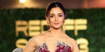 ভালো মা হতে আধ্যাত্মিক গুরুর শরণাপন্ন আলিয়া ভাট!