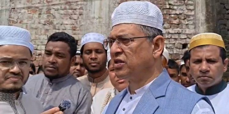 সবাইকে দেশের অগ্রগতির জন্য ঐক্যবদ্ধভাবে কাজ করতে হবে: স্বরাষ্ট্রমন্ত্রী