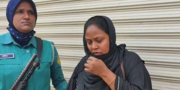 ৫ বিদেশি পিস্তল ও ৯৬ রাউন্ড গুলিসহ নারী আটক