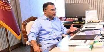 সচিবালয়ে ব্যস্ত সময় পার করছেন প্রধানমন্ত্রী তারেক রহমান